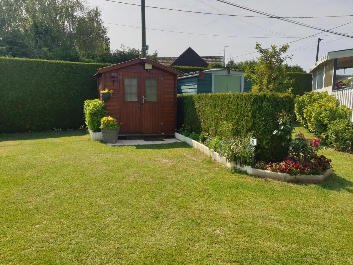 Le Clos Tranquille Gonneville-en-Auge Exterior photo